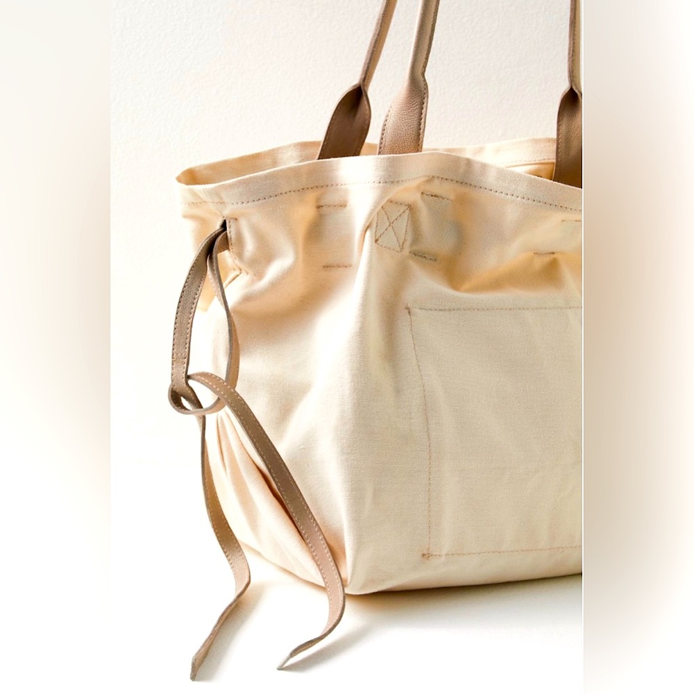 Free People Daybreaker Tote Bag Purse // NWT // Saltwater // We The Free - Picture 3 of 11